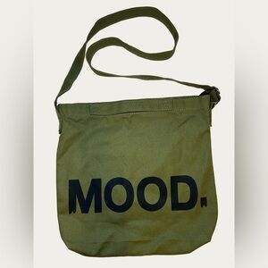 NWOT Mood Olive Green Tote Bag Zipper‎ Enclosure With Inside Pocket